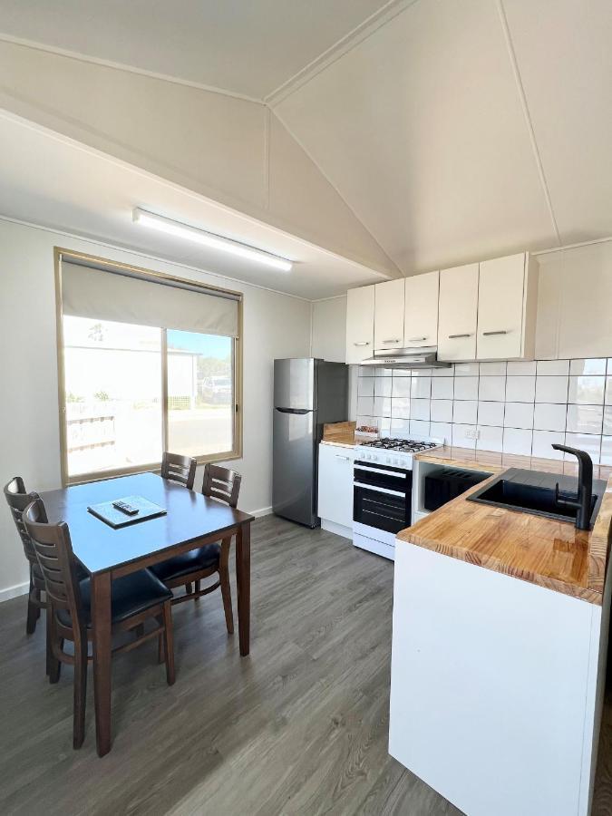 Sunset Beach Holiday Park Geraldton Extérieur photo