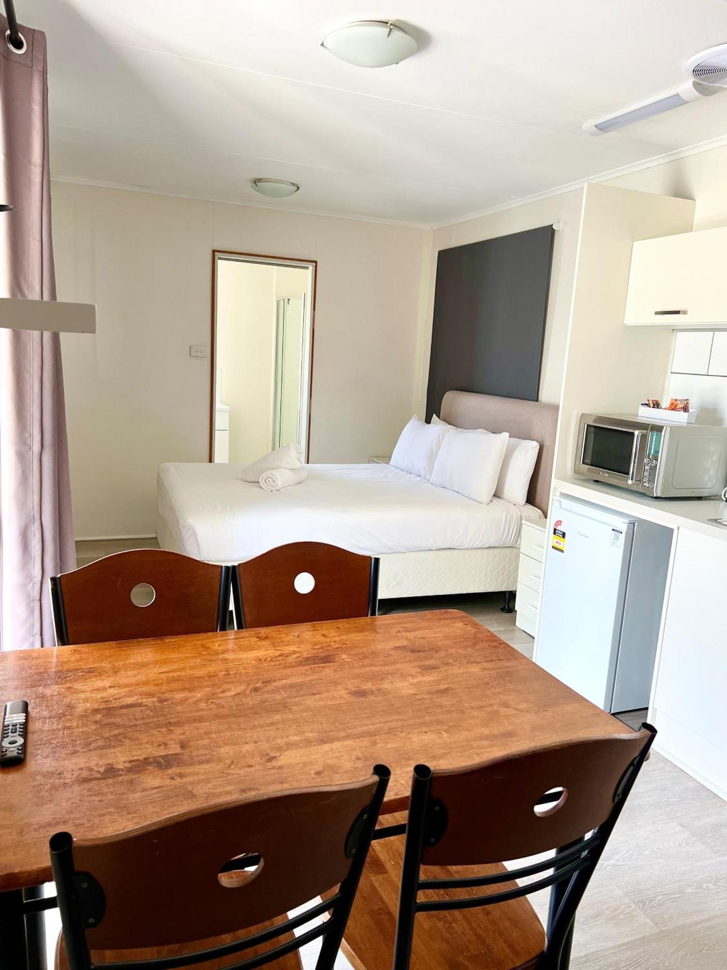 Sunset Beach Holiday Park Geraldton Extérieur photo