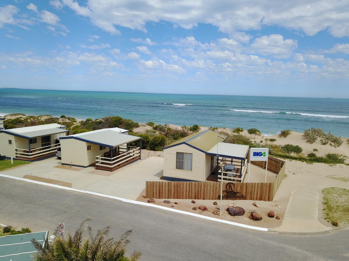 Sunset Beach Holiday Park Geraldton Extérieur photo